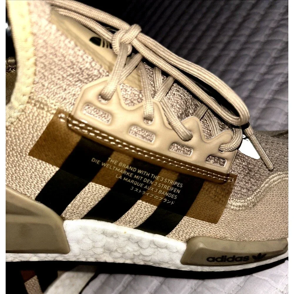 Adidas Men’s NMD R1 V2 Mesa Core Beige Sneakers Size 7.5 Lace Up Knit Running